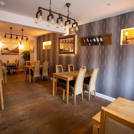 The Townhead Hotel ロッカビー エクステリア 写真